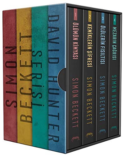 David Hunter (4 Kitap Kutulu Set) kitap kapağı