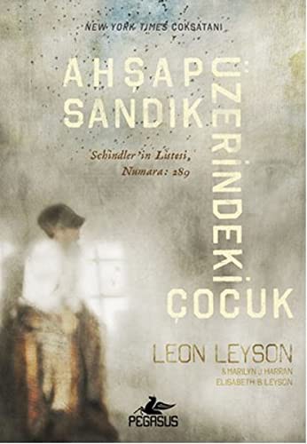 Ahşap Sandık Üzerindeki Çocuk kitap kapağı
