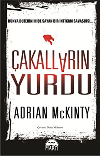 Çakalların Yurdu kitap kapağı