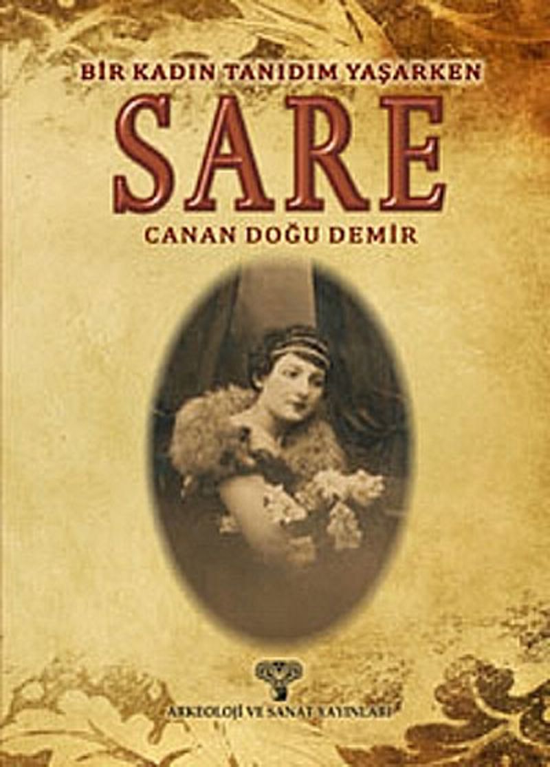 Sare Bir Kadın Tanıdım Yaşarken kitap kapağı