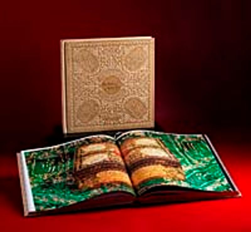 Hırka-i Saadet Teşkilatı, Törenleri ve Kutsal Emanetleriyle Hırka-i Saadet Dairesi (Özel Kutulu) kitap kapağı