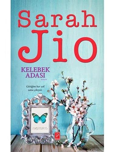 Kelebek Adası (Karton Kapak) kitap kapağı