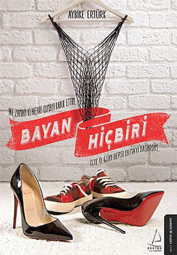 Bayan Hiçbiri kitap kapağı