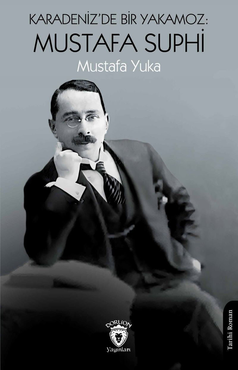 Karadeniz'de Bir Yakamoz: Mustafa Suphi kitap kapağı