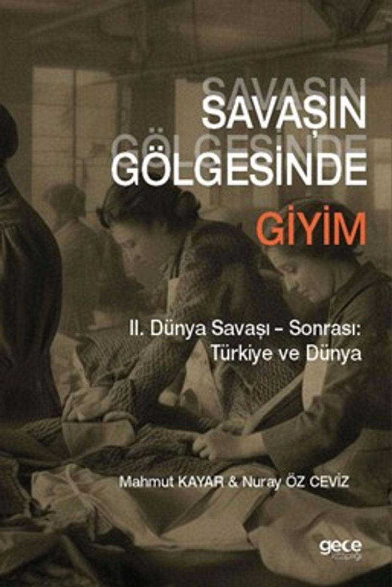 Savaşın Gölgesinde Giyim kitap kapağı