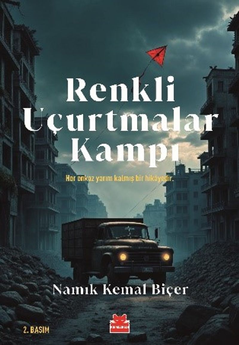Renkli Uçurtmalar Kampı kitap kapağı