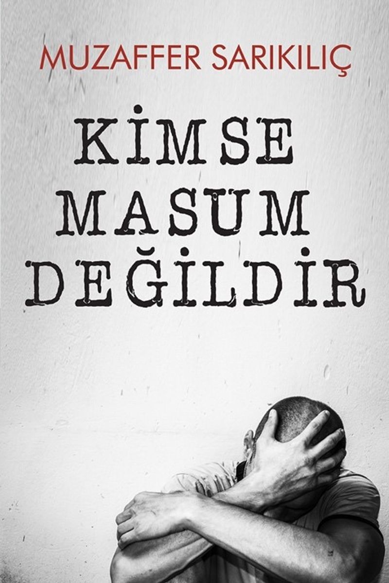 Kimse Masum Değildir kitap kapağı