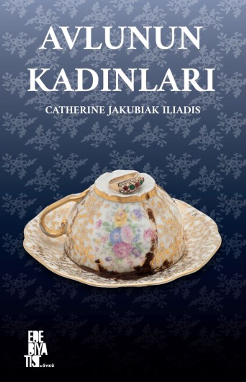 Avlunun Kadınları kitap kapağı