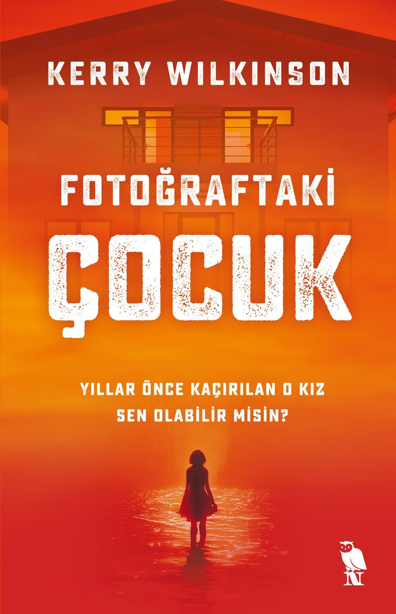 Fotoğraftaki Çocuk kitap kapağı