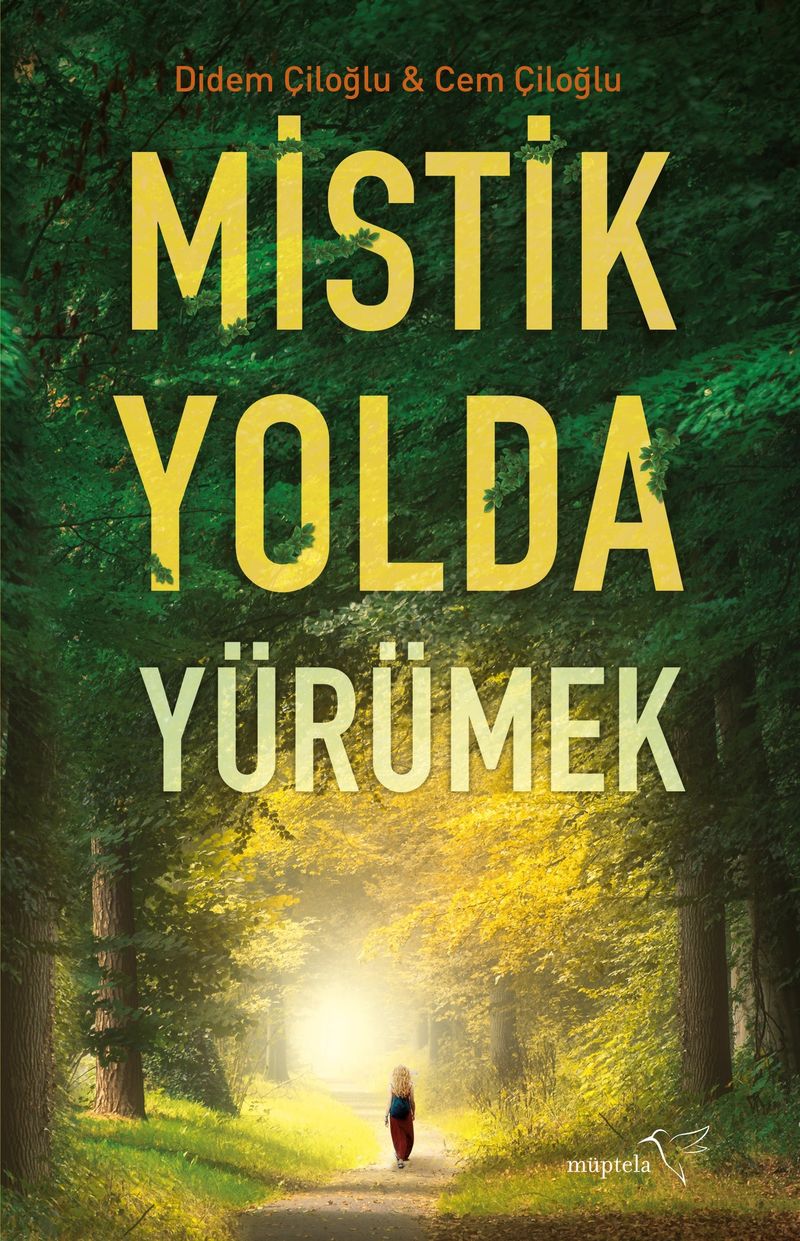 Mistik Yolda Yürümek kitap kapağı