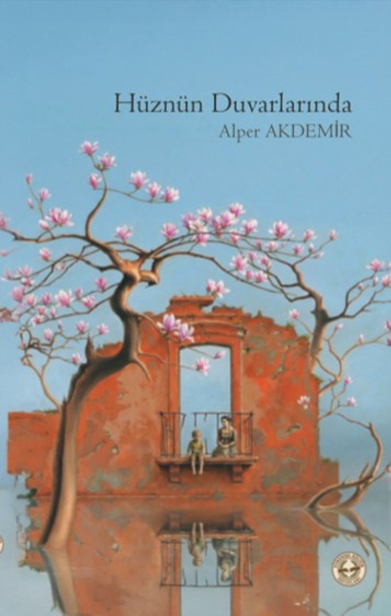 Hüznün Duvarlarında kitap kapağı