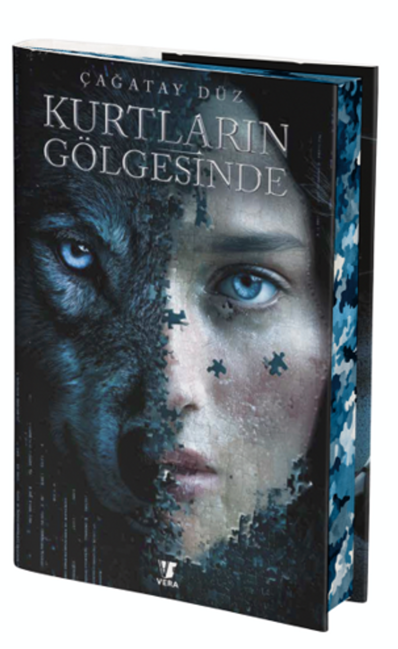 Kurtların Gölgesinde (Ciltli-Yan Boyamalı) kitap kapağı