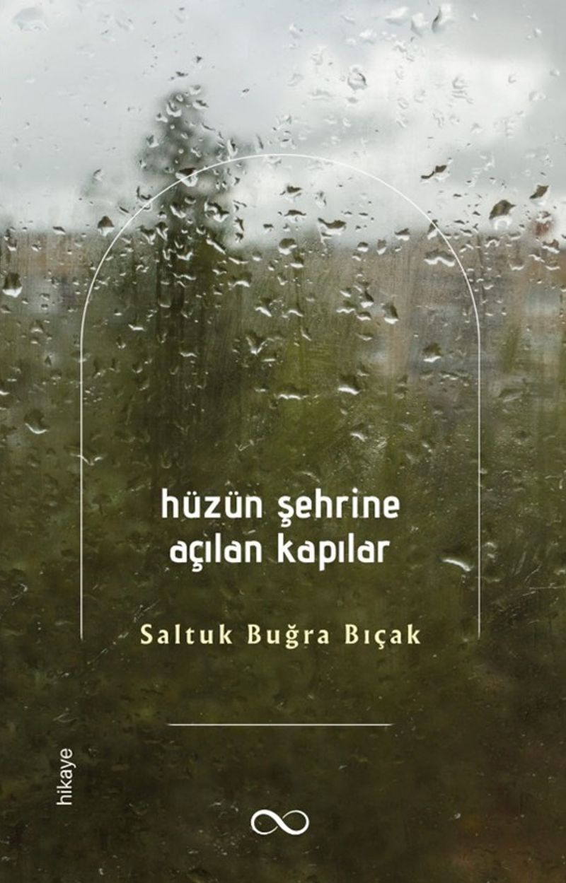 Hüzün Şehrine Açılan Kapılar kitap kapağı