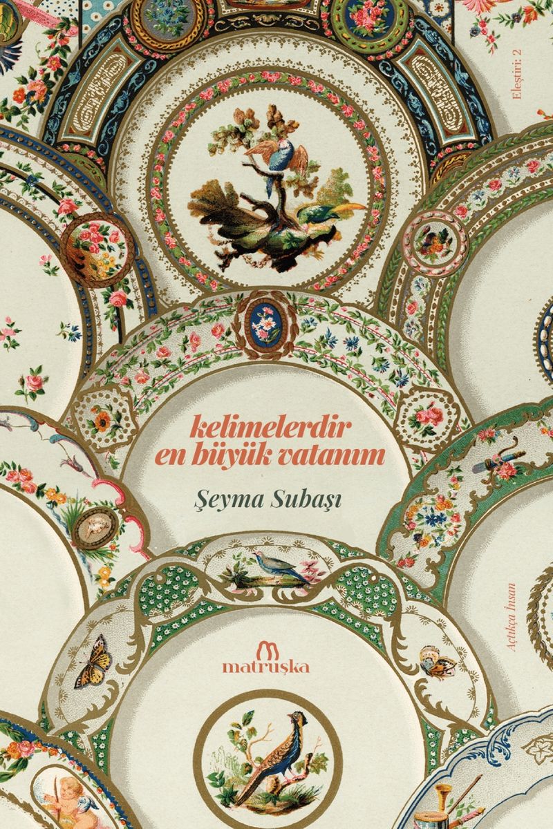 Kelimelerdir En Büyük Vatanım kitap kapağı