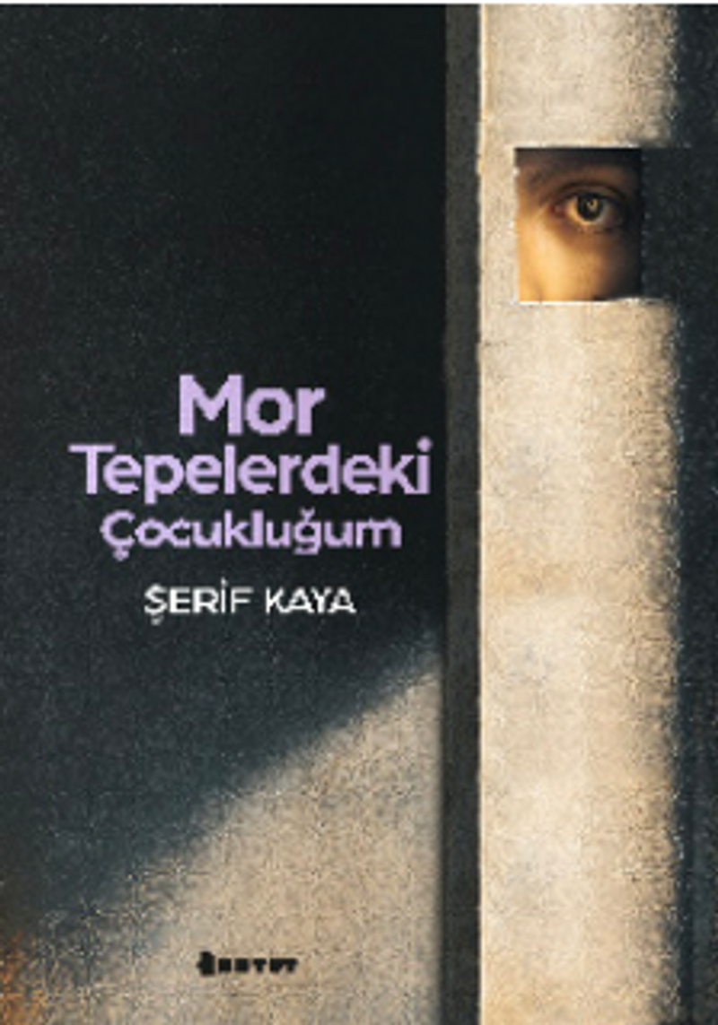 Mor Tepelerdeki Çocukluğum kitap kapağı