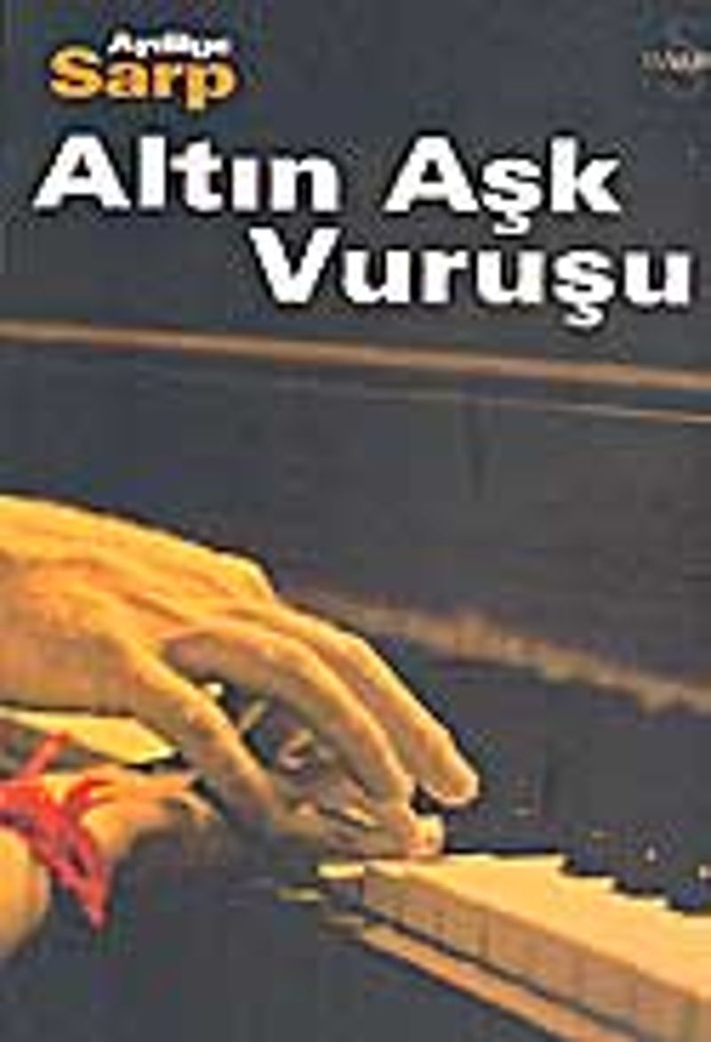 Altın Aşk Vuruşu kitap kapağı