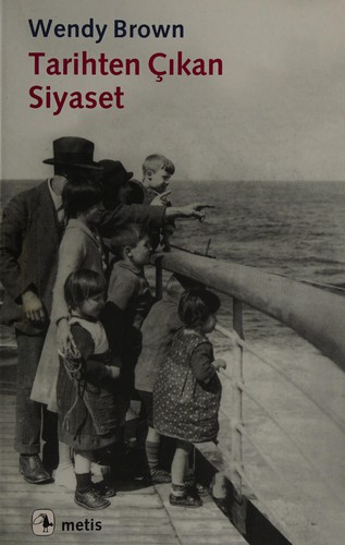 Tarihten Çıkan Siyaset kitap kapağı