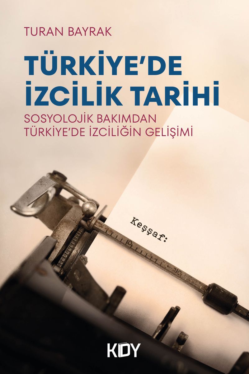 Türkiye'de İzcilik Tarihi kitap kapağı