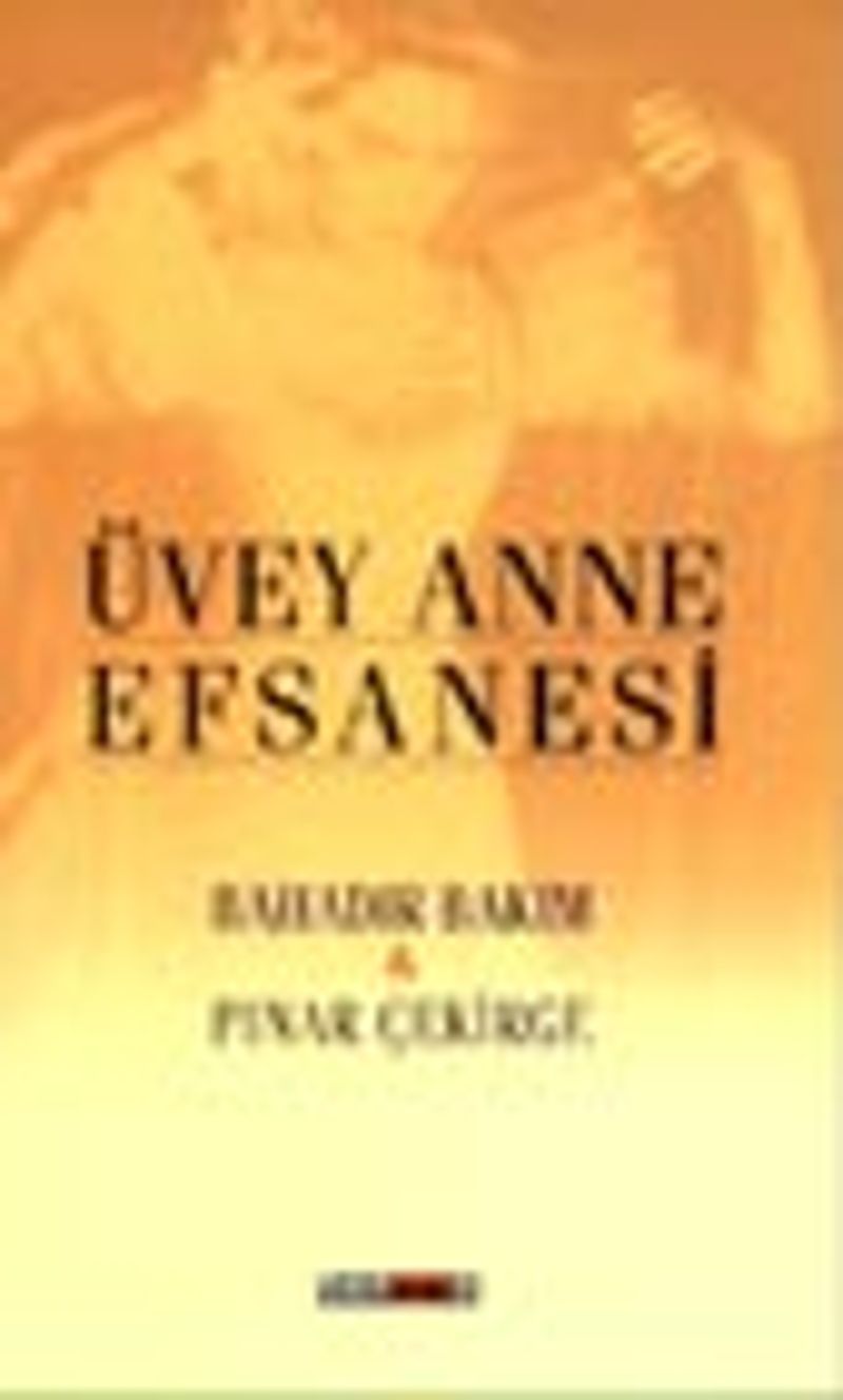 Üvey Anne Efsanesi kitap kapağı