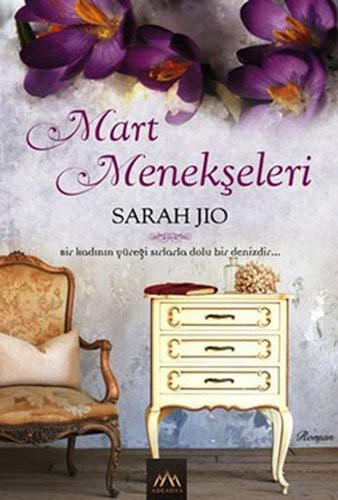 Mart Menekşeleri kitap kapağı