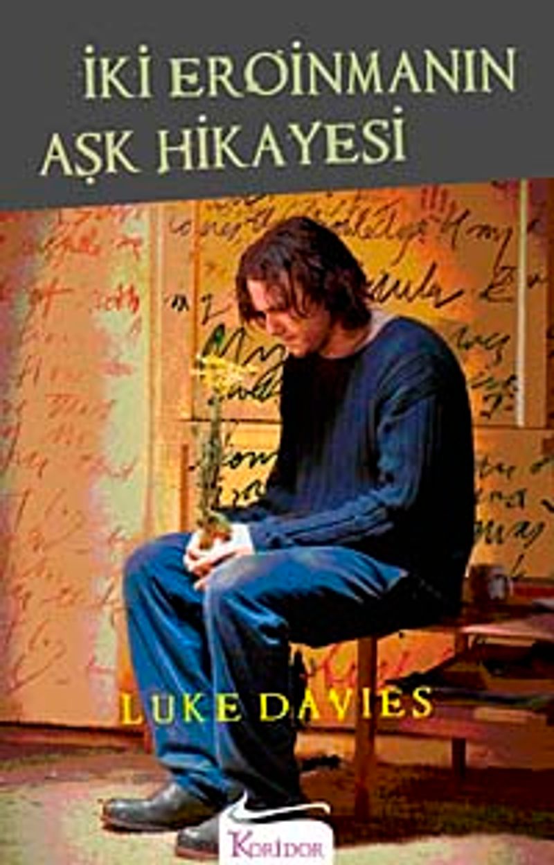 İki Eroinmanın Aşk Hikayesi kitap kapağı